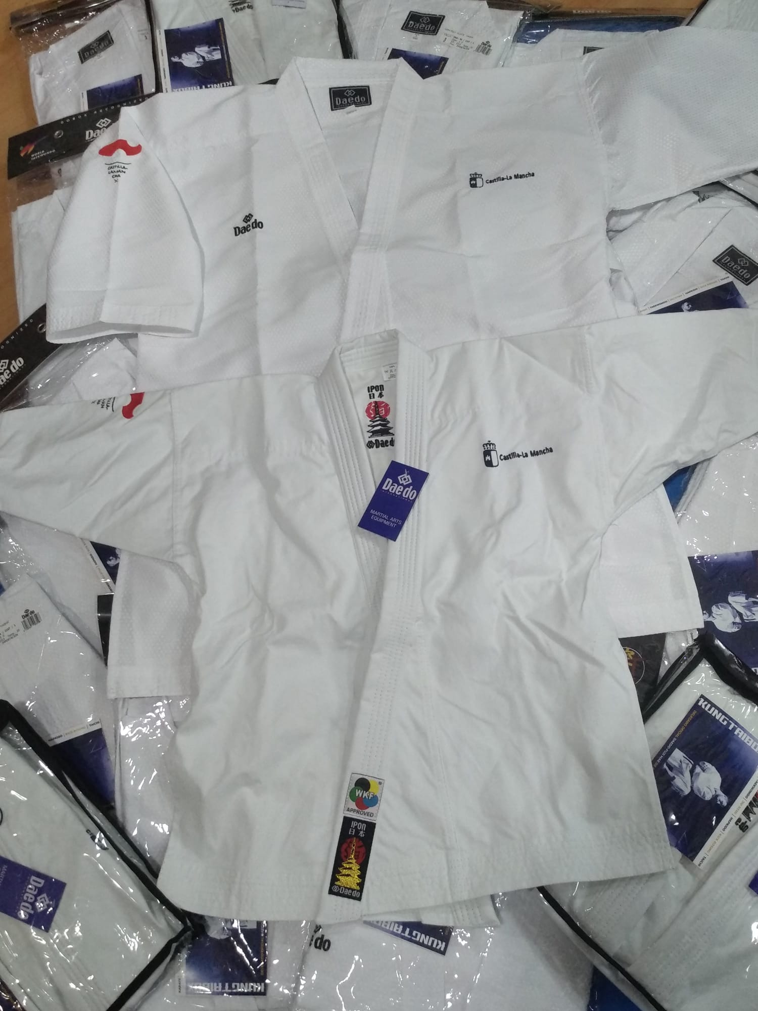 trajes (2).jpeg
